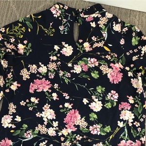 Monteau keyhole floral blouse